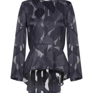 Maesta woman’s blouse